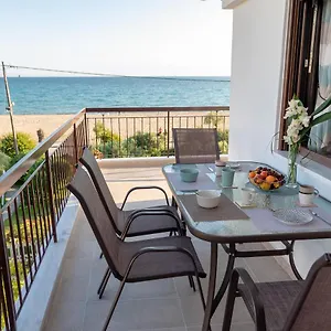  Apartment Dimi Seafront By Pro Services - Griechenland